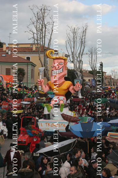 tronista (3)